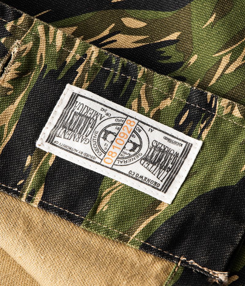 2025 Spring Men's Tiger Stripe Camo Camouflage Cargo Shirt Fashion Work Engineer Long Sleeved Shirt Jacket With Double Pockets