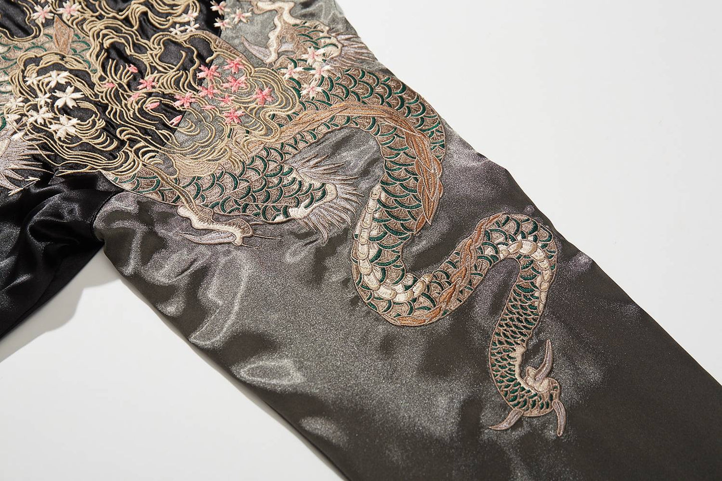 High Quality Autumn Dragon Embroidered Jacket Japanese Style Men's Baseball Uniform Streetwear Harajuku Casual Couple Clothing