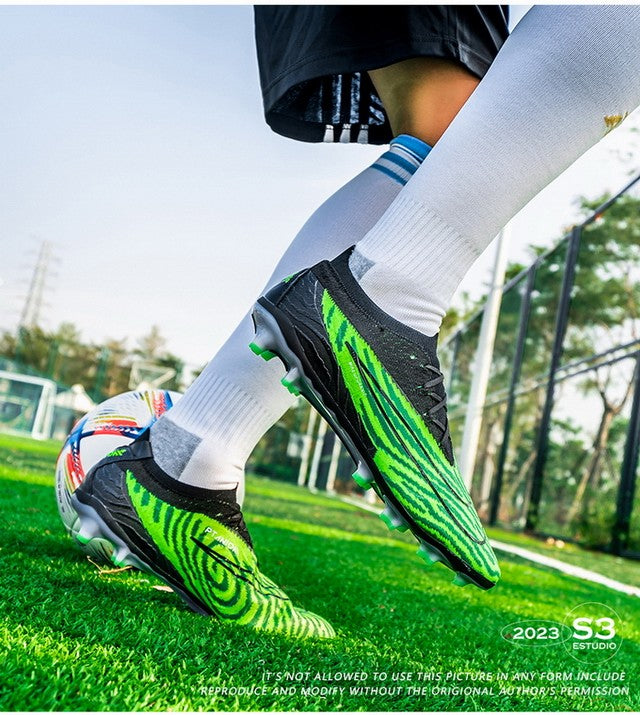 New Men Soccer Shoes Grass Professional Training Football Shoes Society Cleats Football Field Boots Fast Indoor Sneaker Non Slip