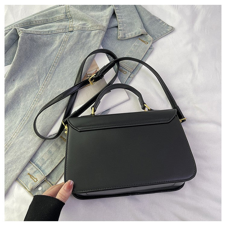 2025 New Retro Small Square Bag Leisure Bag Single Shoulder Crossbody Bag Versatile Commuter Postman Bag