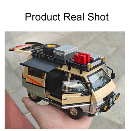 1:24 Mitsubishi Delica H2 Carro de Brinquedo de Liga Leve com Portas Abertas, Som, Luz, Fricção, Miniatura Veículo Presente de Aniversário para Menino