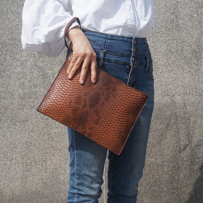 Fashion 3D Python pattern Women Clutch Bag Brand Design Party Envelope Clutches for ladies wallet Free Card bag handbag