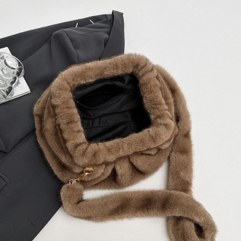 Elegant Wrinkled Cloud Clutch Bag Faux Fur Shell Shoulder Crossbody Bag Women Stylish Pillow Bag Guangzhou High Quality Bag