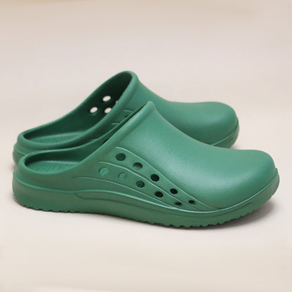 High Quality Scrub Shoes Non-slip Dentist Nursing Clogs Healthcare Service Work Slippers Soft Operating Room Protective Clogs
