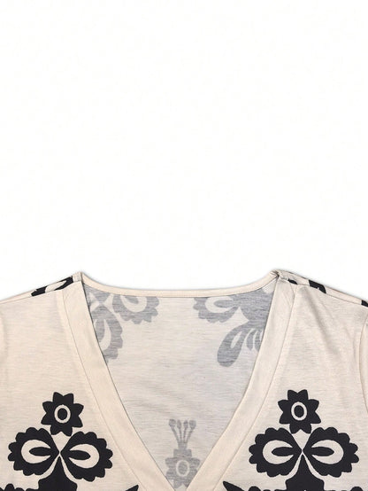 Plus size, women's fashionable short-sleeved V-neck dress, retro ethnic style fashion women's dress - elastic