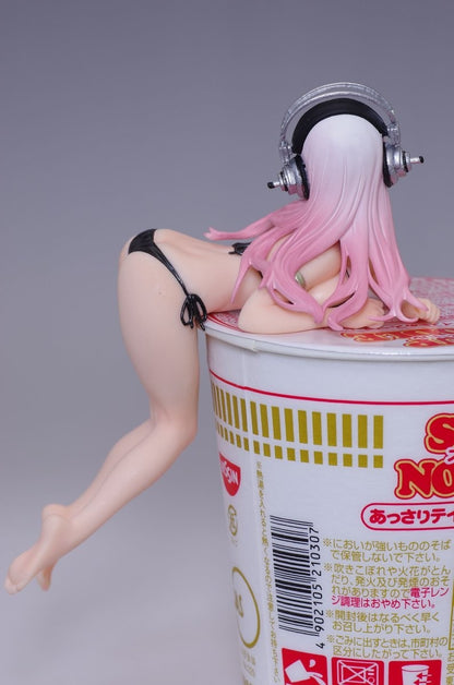 Action Figure de Anime Super Sonico 10CM PVC Modelo Brinquedo Decoração de Bolo Vestido de Banho SoniComi Noodle Stopper Figura de Presente
