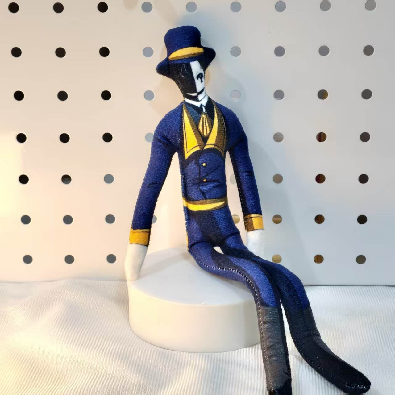 Anime The Freak Circus Pierrot Cosplay Doll Clown Twistable Plush Cotton Doll Abstract Room Decoration
