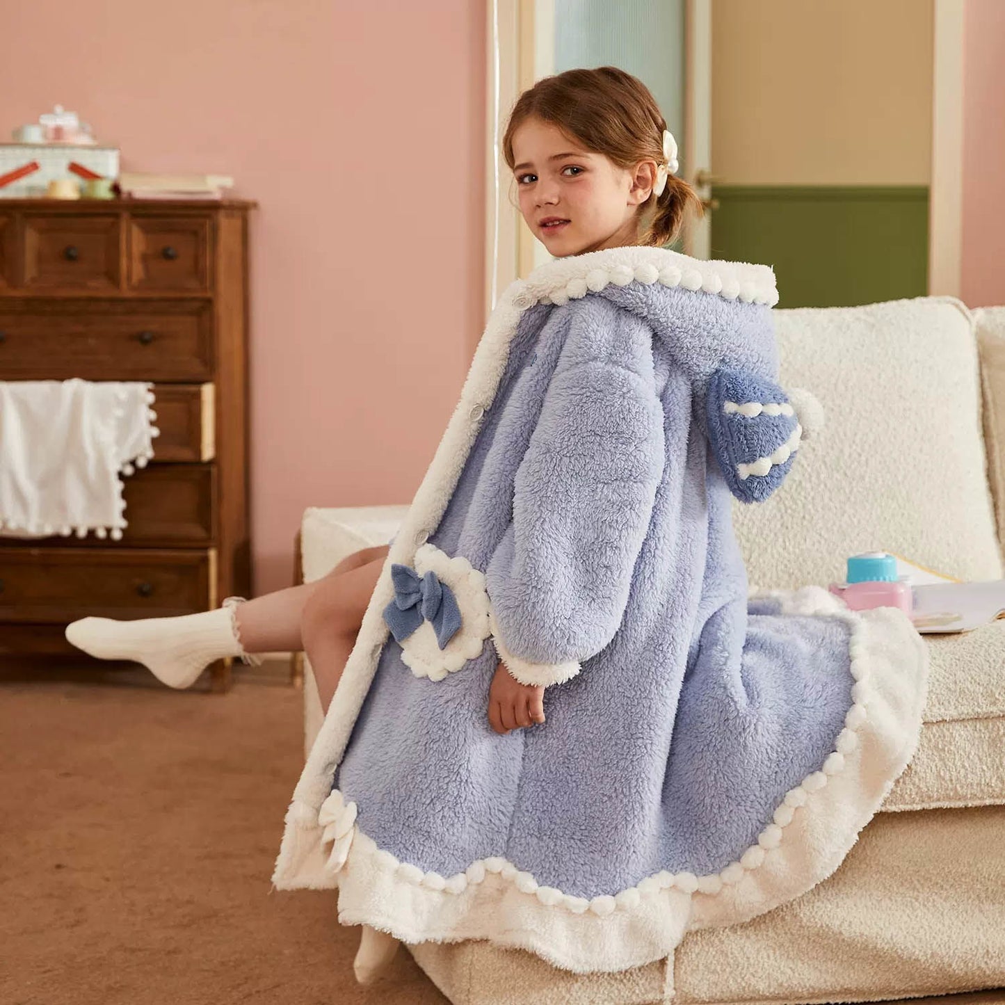 Disney Frozen Elsa Hooded Kids Bathrobes Princess Children's Nightgown Winter Thicken Flannel Girls Pajamas Coral Fleece Robe