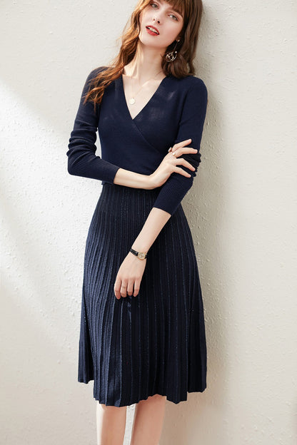 MARKOWO Desinger Brand 2022  Autumn and winter niche wool retro temperament slim V-neck knitted pleated dress