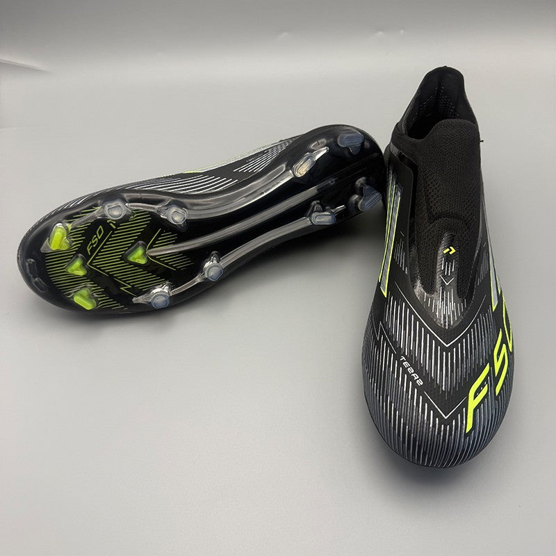 Football Field Boots Professional Non Slip Soccer Shoes Training Society Cleats Football Shoes SLIP-ON  Laceless