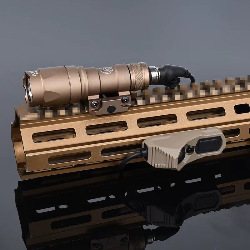 Tactical Surefir SF M300 M600 Flashlight Strong Light AXON Switch Fit 20mm Picatinny Rail Airsoft Outdoor game Toy lamp