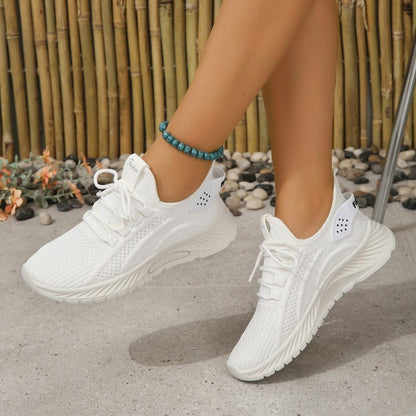 Designer Women Casual Sneakers Sports Shoes Fashion Brand Lace Up Loafers Female Knitted Mesh Breathable Shoes for Women