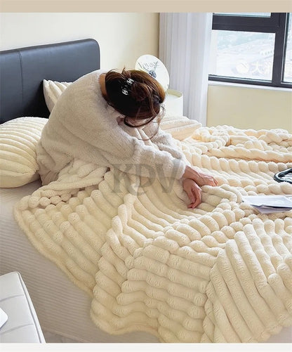 Luxury Soft Faux Rabbit Fur Throw Blanket Fluffy Warm Solid Color Plush Blanket for Sofa Bed Single Double Spring Autumn Plaid
