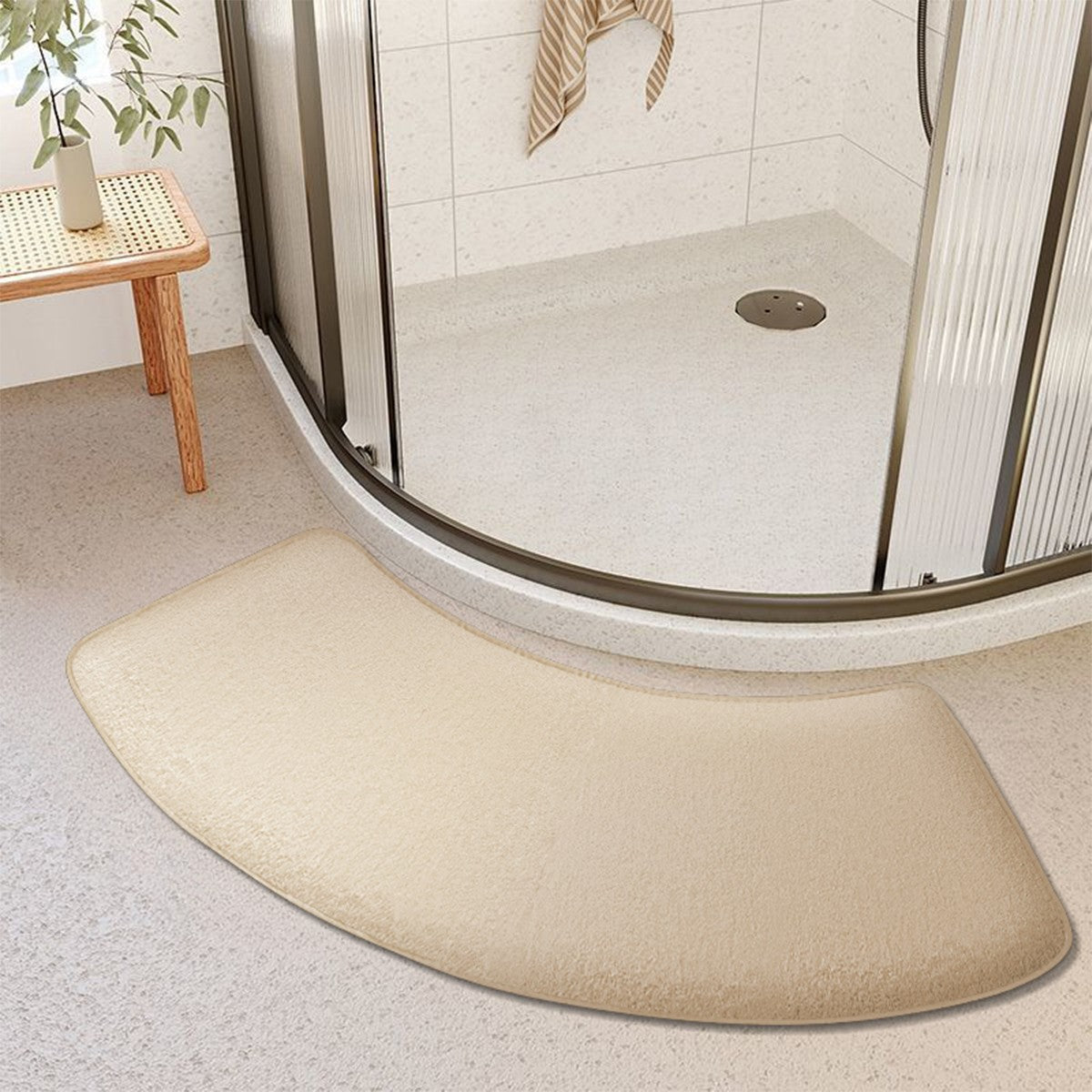 Curved bathroom mat shower room foot pad thick sponge toilet absorbent foot mat toilet non-slip mat dirt-resistant entrance mat