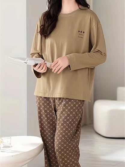 Women's Two-Piece Autumn/Winter Pajama Set - Simple Letter-Printed Pajamas with a Retro Color Scheme and a Lazy-Chic Style?