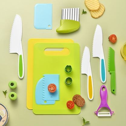 Novo Conjunto de Cortadores de Cozinha Infantil Faca Infantil Cortador de Criança Faca de Plástico para Bolo Frutas Crianças Ferramentas Descascadoras DIY Acessórios de Cozinha