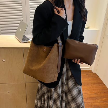 Autumn/Winter Bucket Bag Retro Suede Fur Large Capacity Tote Bag for Women, New Style Versatile Shoulder & Crossbody Bag