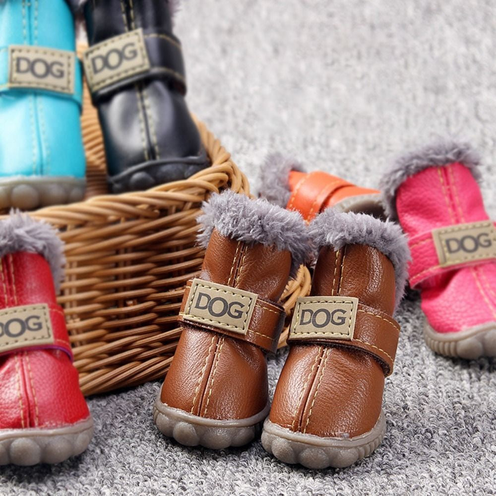 Botas de Chuva Quentes para Cães, Botas de Neve Impermeáveis para Pets, Sapatos Macios de Inverno para Cães, Pelúcia/PU Antiderrapante para Chihuahua, 4 Peças/Conjunto