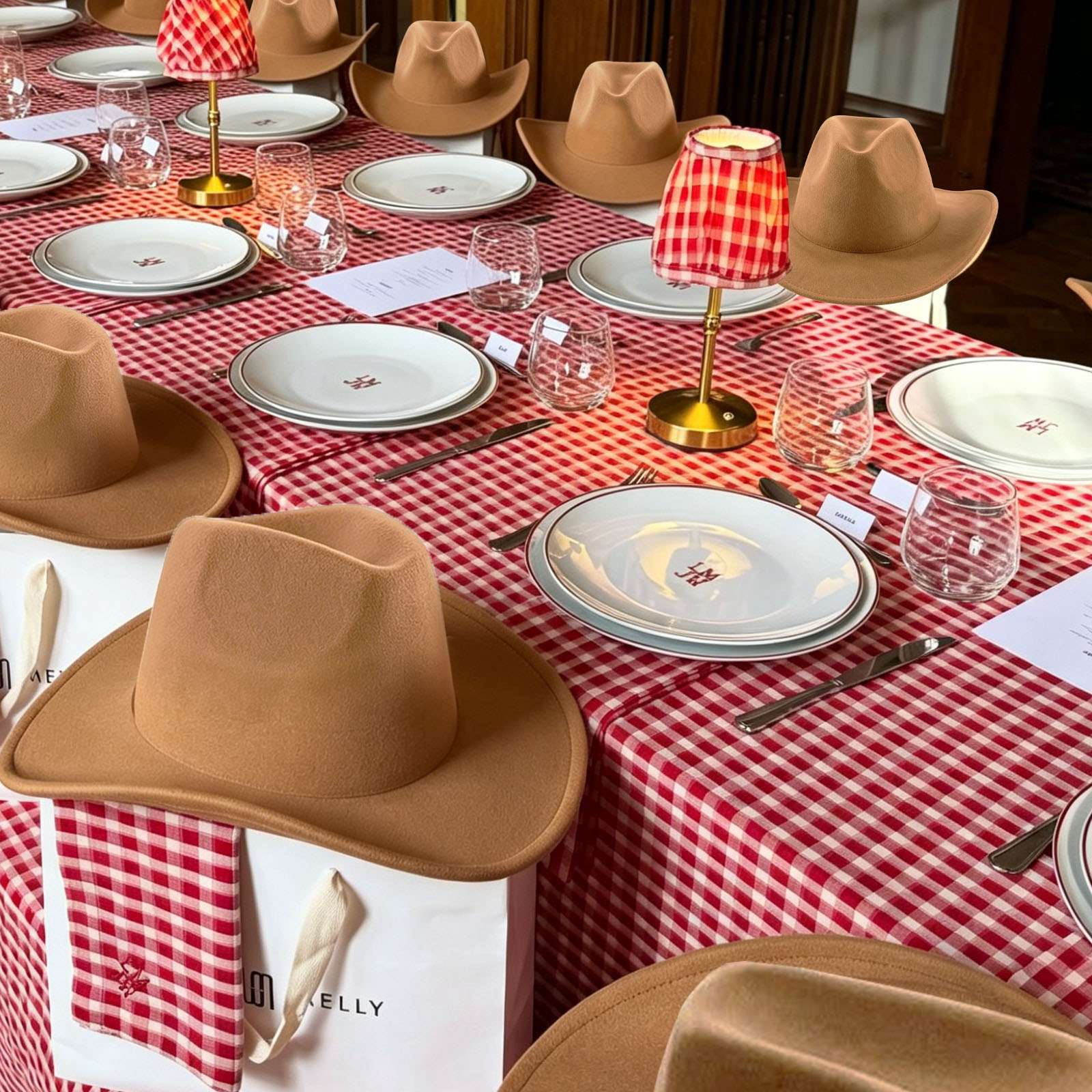 4-24Pcs Western Cowboy Hat for Men Women Adjustable Felt Cowgirl Hats Wide Brim Fedoras Hat for Adult Bachelor Party Costume