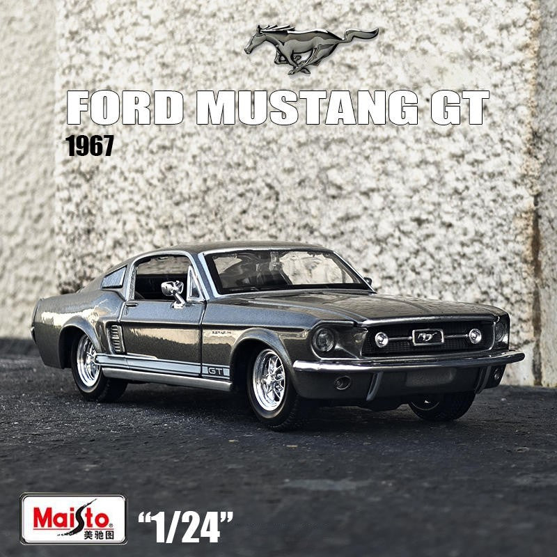 Maisto 1:24 1967 Ford Mustang GT Alloy Sports Car Model Diecast Metal Racing Vehicles Car Model Simulation Collection Kids Gifts