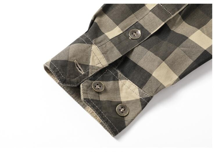 Quality Men Outdoor Long-sleeved Multi-pockets Plaid Shirts New Spring Male Cotton Loose Tooling Shirts Quality Man Cargo Shirts