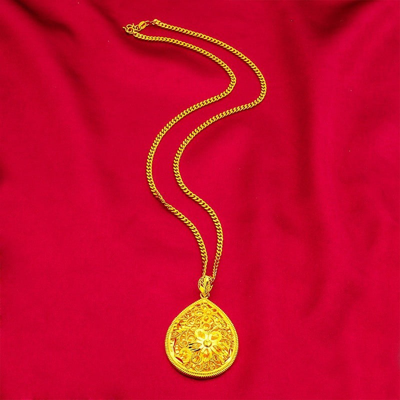 9999 24K heart-shaped necklace, ethnic style luxury hollow pendant, women's gold necklace pendant, gold jewelry jewelry