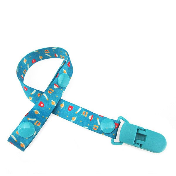 1pc Portable Pacifier Clip: Lightweight material, easy-to-use clip, ideal choice for outings with baby