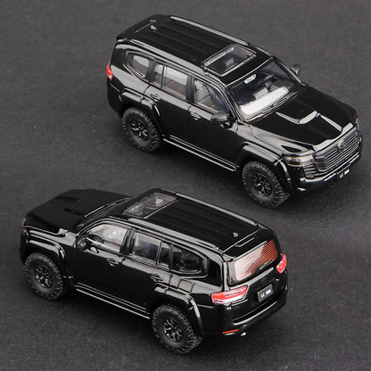 Massdi 1:64 Toyota Land Cruiser LC80 LC300 Car Model Alloy SUV Off-road Miniature Diecast Vehicles Toy Collection