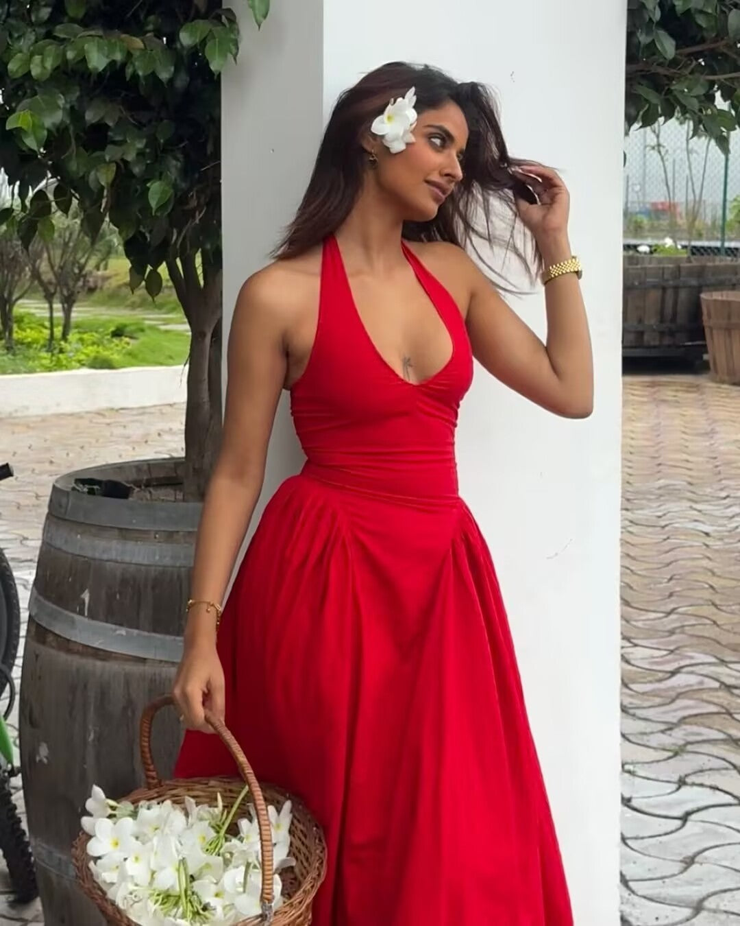 YENKYE Sexy Backless Green Elegant Halter Dress For Women Low Waist A-line Midi