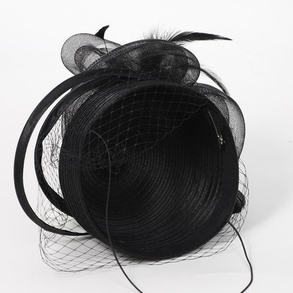FS Casamento Igreja Chapéus Vermelhos Fascinadores Para Mulheres Com Véu de Pena Festa Coquetel Adorno de Cabeça 2025 Senhora Elegante Chapéu Kentucky Derby