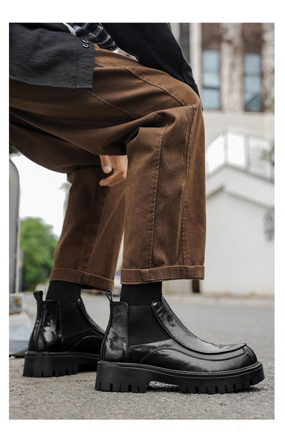 New designer black fashionable men's leather shoes for autumn and winter, retro ankle boots, round-toe business Chelsea boots