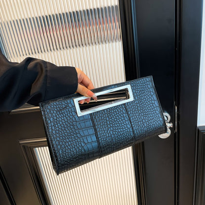 Women Crocodile Pattern PU Leather Clutch Purse Metal Grip Handle Tote Handbag Trendy Evening Bags Chic Black Envelope Party Bag