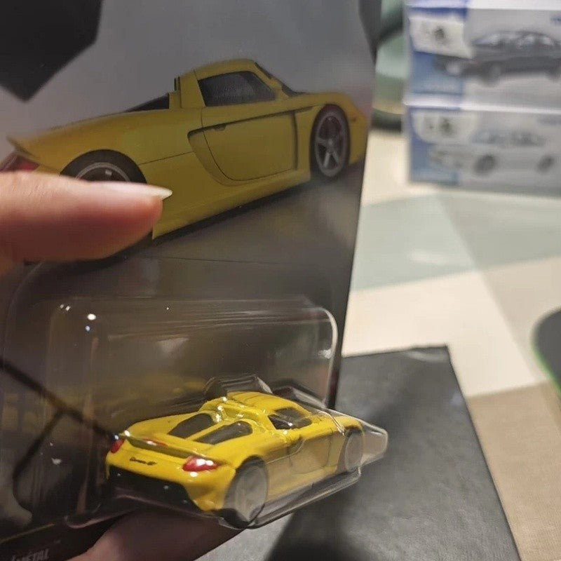 Hot Wheels Premium Car Culture Porsche Carrera GT Timeless Icons #3 Veículo de Brinquedo Colecionável de Metal Fundido na Escala 1/64 Original