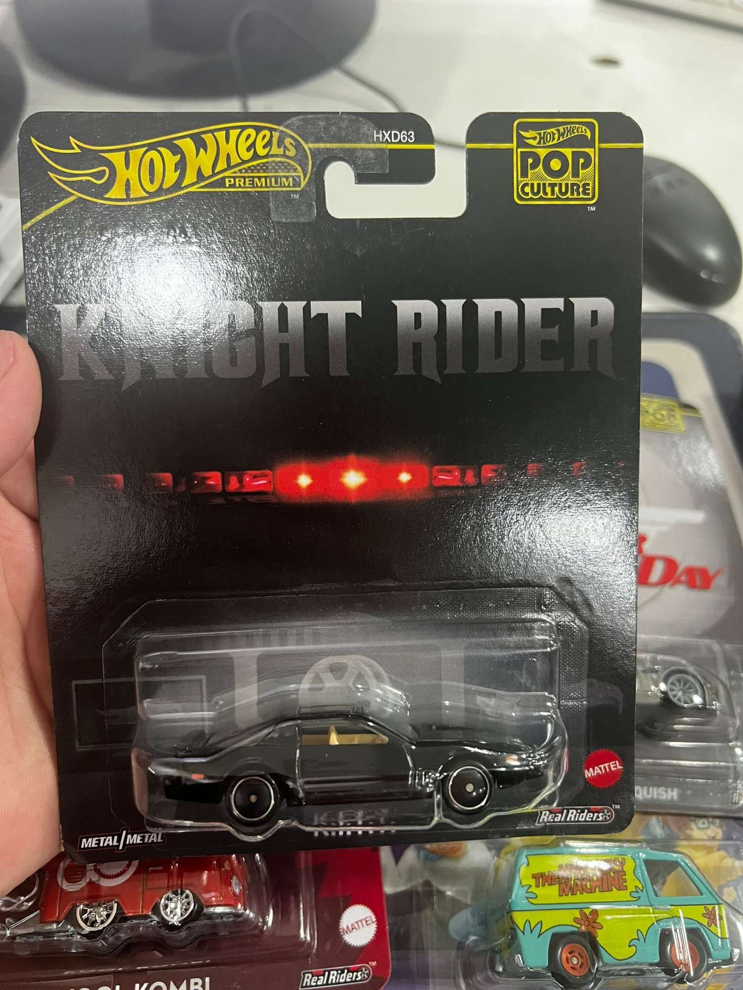 In Stock New Hot Unopened Wheels Pop Culture 2025 Mix 1g Hxd63 Diecast Model Collectible Car Vehicle Case Of 10 In Stock Ship