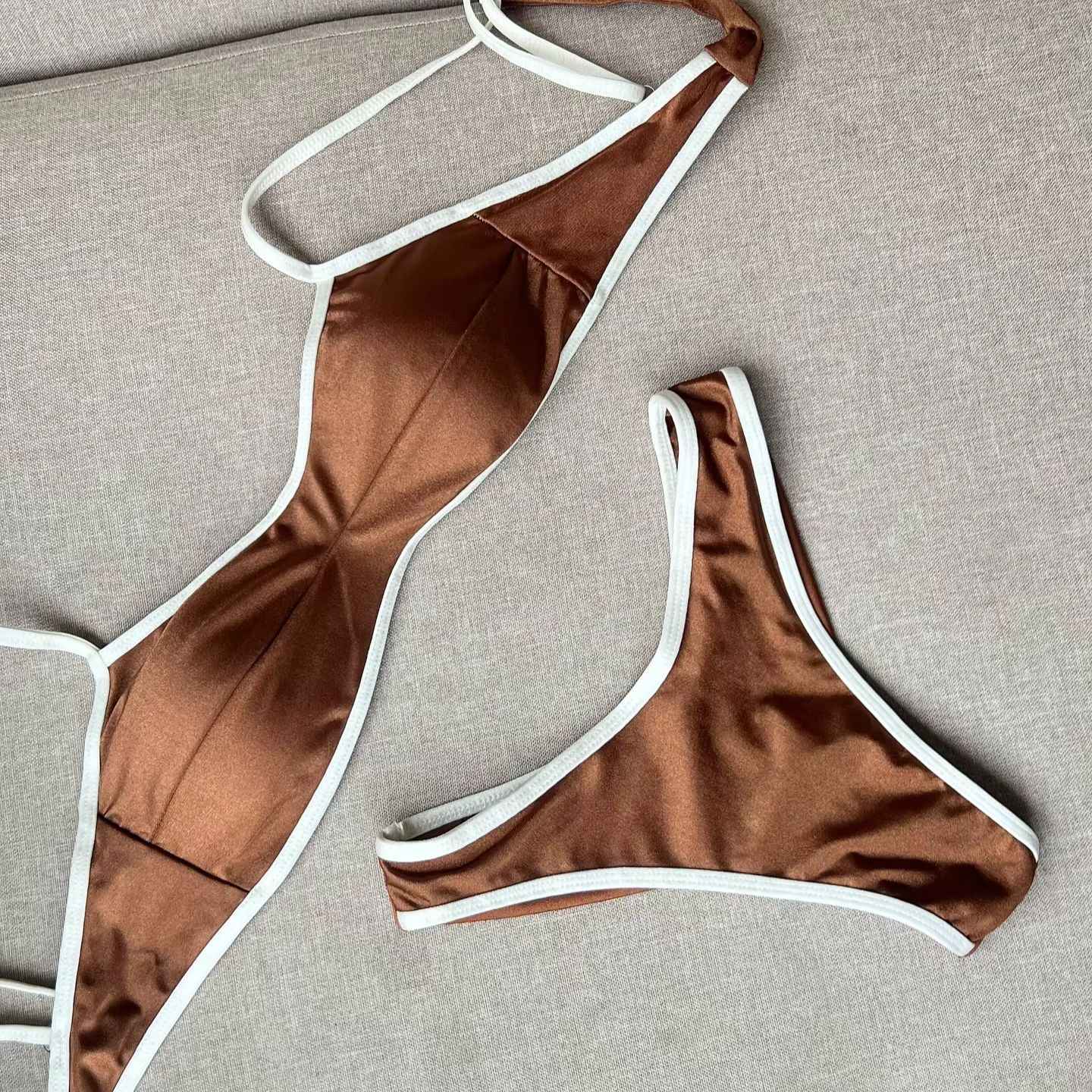 2025Sexy Bikini Women Swimsuit Female Swimwear Bandeau Biquini Thong Bathing Suit Shiny Swimming Suits Halter Bodysuit Beachwear