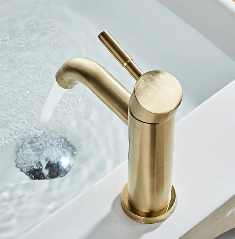 Bathroom Faucet Solid Brass Bathroom Basin Faucet Cold And Hot Water Mixer Sink Tap Single Handle Deck Mounted Brushed Gold Tap