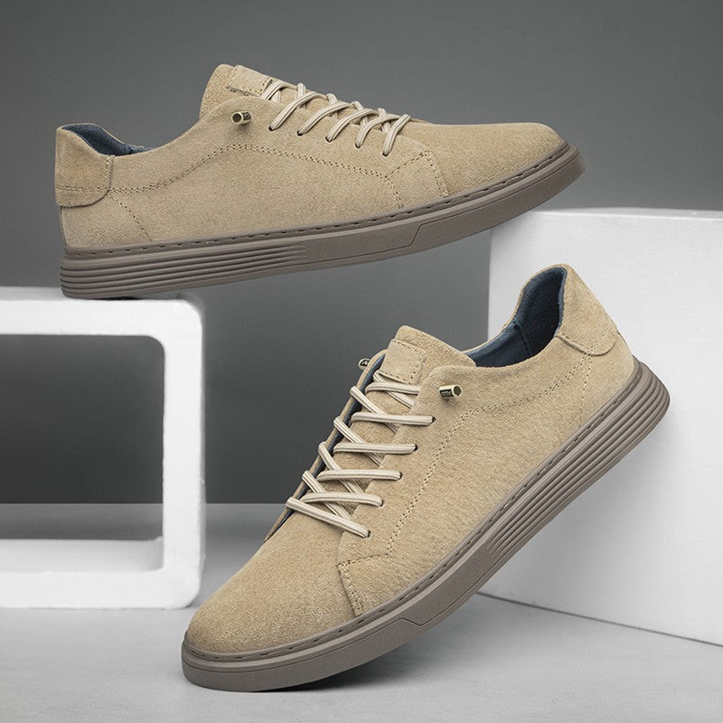 Novo sapato masculino casual de camurça com cadarço, respirável e confortável para caminhada, antiderrapante e resistente ao desgaste, sapatos baixos