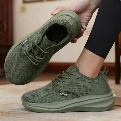 Wide Shoes Anti Slip Lightweight Breathable Running Shoes Wide Toe Barefoot Fashionable Comfortable Canvas Flat Board Sneakers