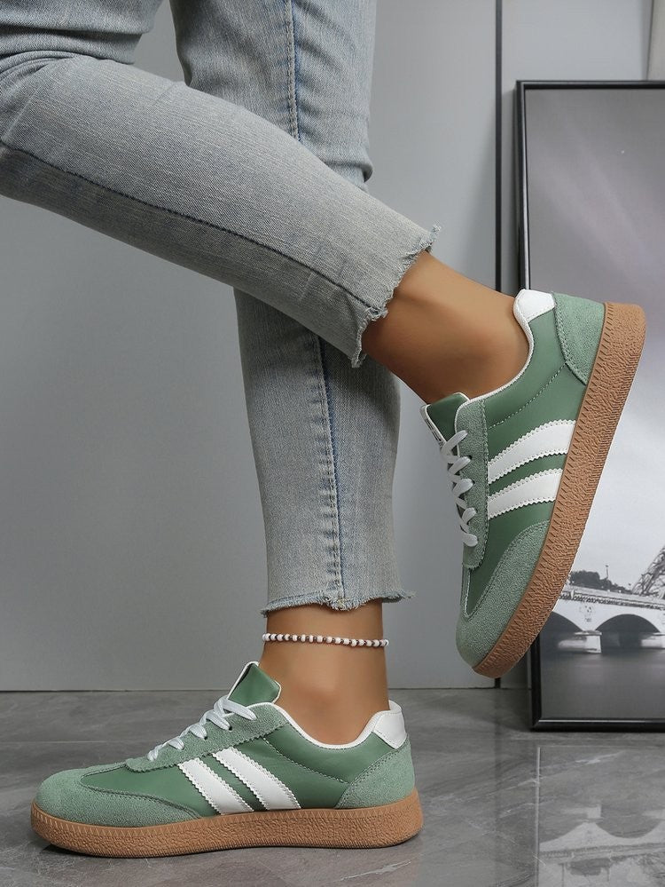 Lightweight Comfortable Sneakers for Women Fashion Striped Lace Up Sports Shoes Woman Casual Breathable Green Sneakers Plus Size
