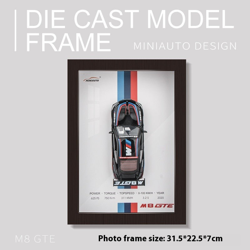 1/32 Versão Porta-retrato Liga de Metal Modelo de Carro Esportivo Simulação Carro de Corrida 3D Pintura de Parede Coleção Presentes Infantis Decoração