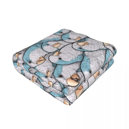 Blue Quaker Monk Parakeets Throw Blanket Flannels Comforter Kid'S sofa bed Blankets