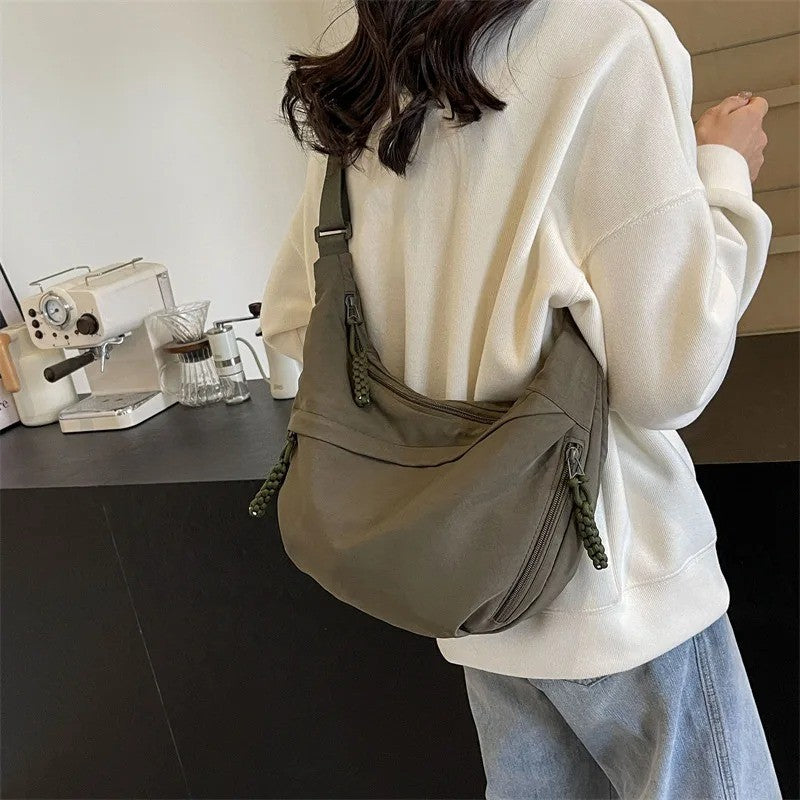Durable Nylon Fabric Shoulder Bag High Capacity Women's Crossbody Messenger Bag Stylish Leisure Hobo Handbag for Everyday Use