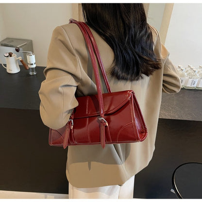 High End Burgundy Oil Wax Leather Underarm Bag Elegant Women's Magnetic Buckle Shoulder Bag Commuter Versatile Ladies Tote Bags