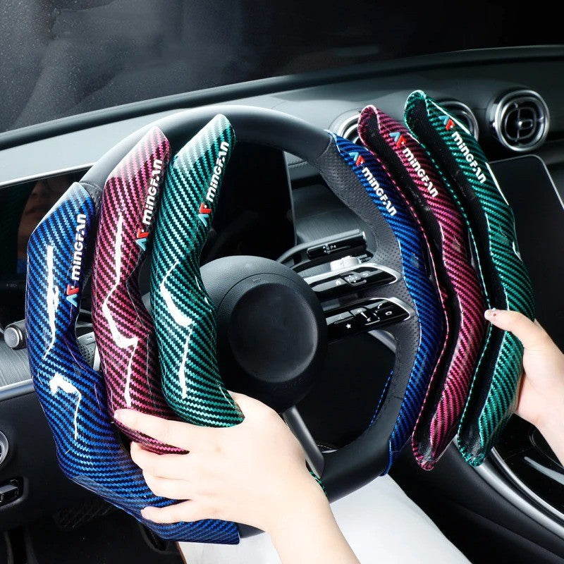 The carbon fiber steering wheel cover is luxurious, anti-slip, comfortable, durable and fashionable, suitable for all seasons