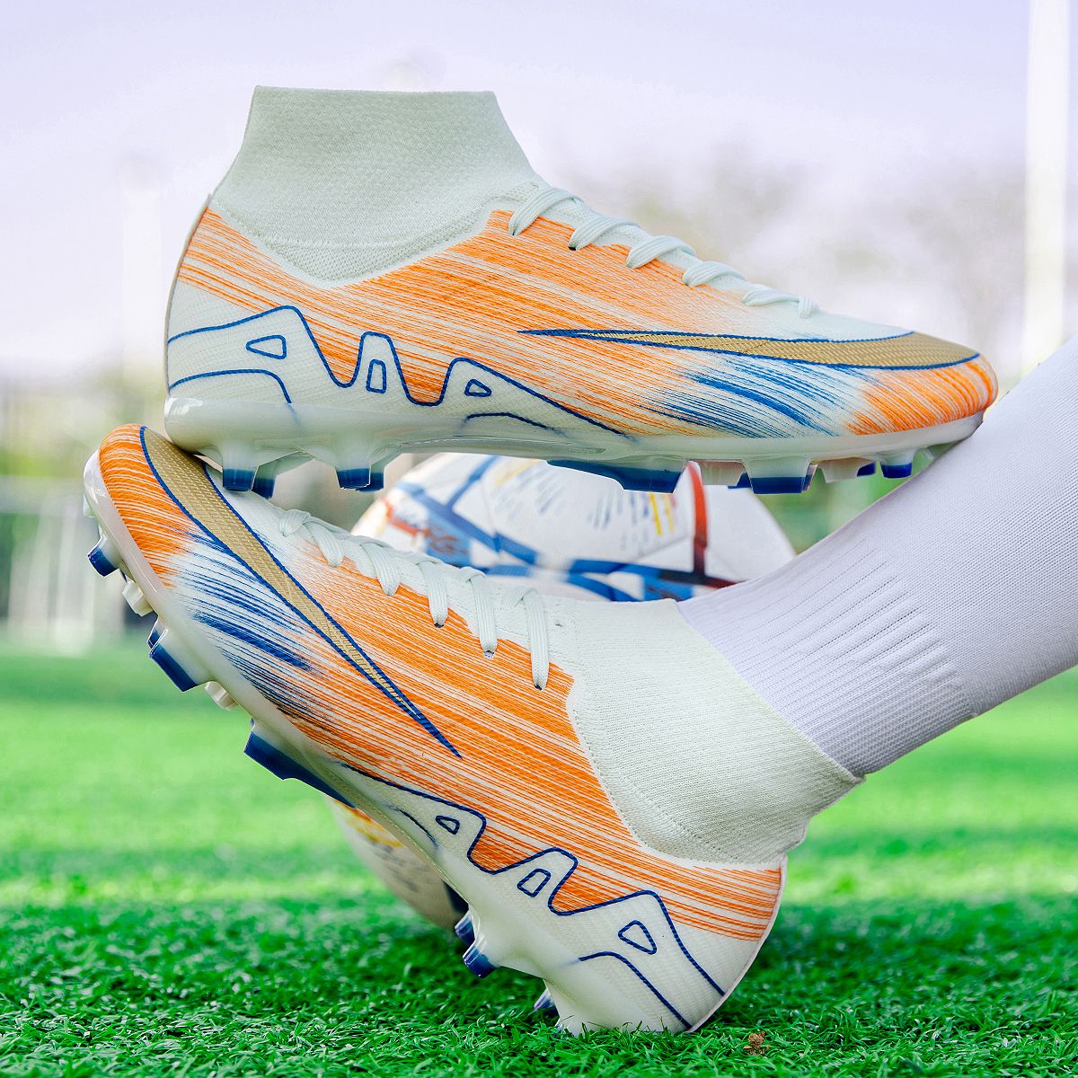 New Men High-top Football Boots Grass Cleats Non-Slip Soccer Shoes Futsal Sneakers High-quality Match Indoor Hot-selling Outdoor