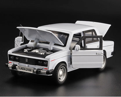 1:32 LADA 2106 Liga Clássica Modelo de Carro de Brinquedo de Metal Fundido Som e Luz Puxar para Trás Brinquedo Infantil Miniatura Modelo de Veículo Presente para Crianças