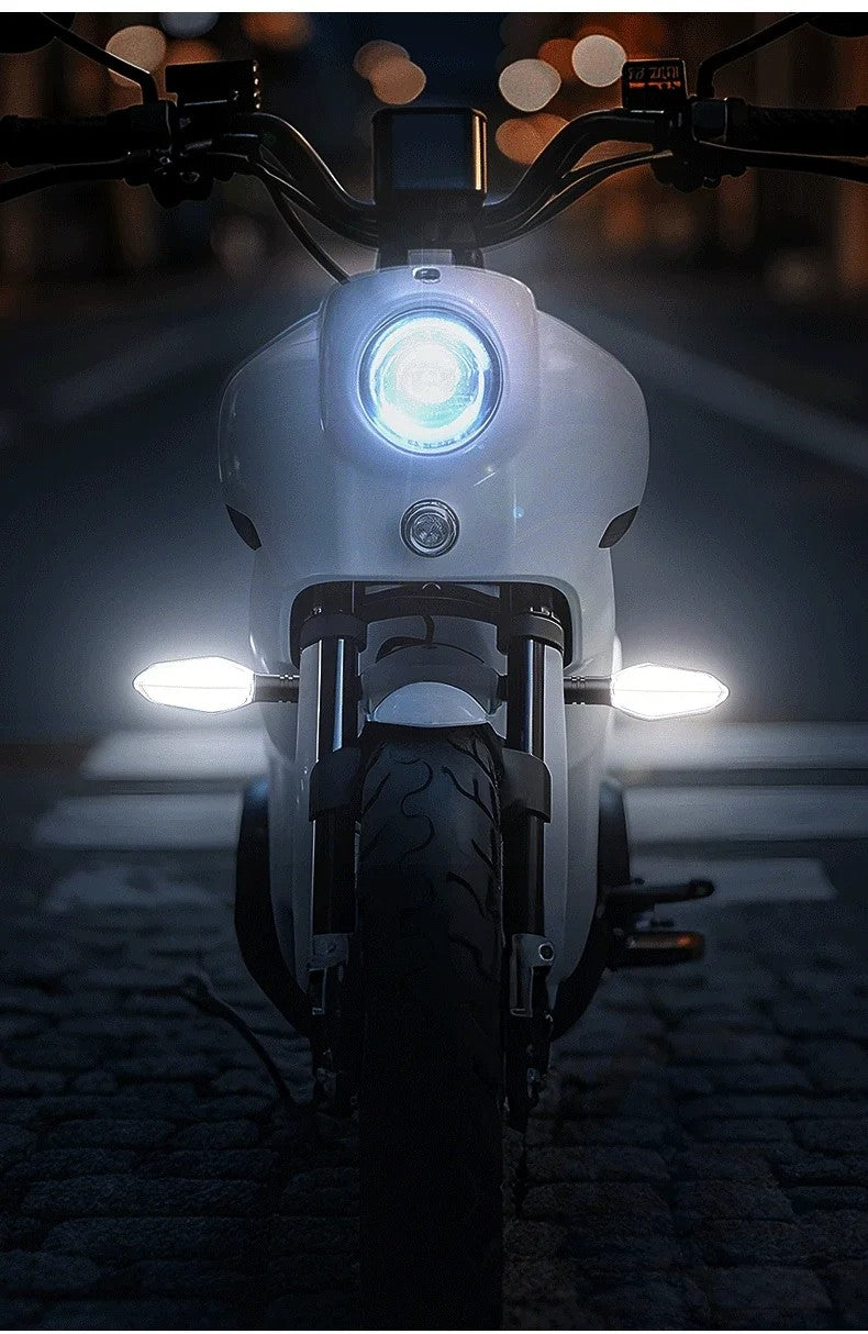 Nova lâmpada de sinalização de motocicleta LED com 27 modos Lâmpada de projeção colorida Luzes indicadoras de fluxo sequencial Luz de circulação
