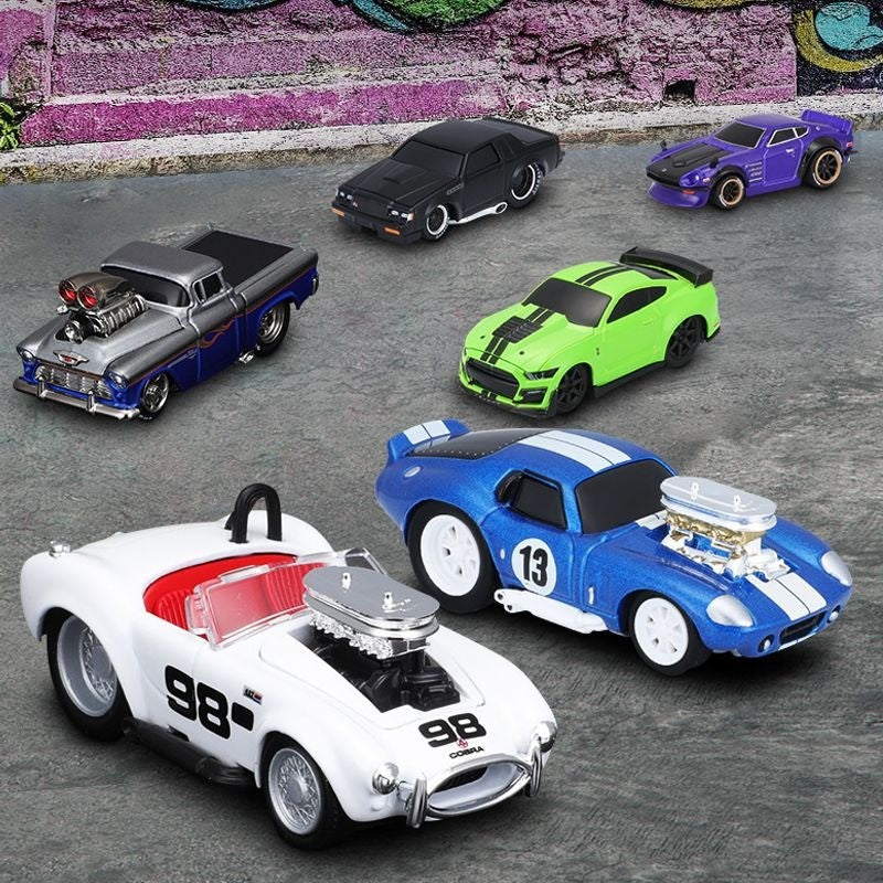 Maisto 1:64 Toyota AE86 Liga Muscle Car Modelo Takumi Fujiwara Versão Brinquedo para Meninos Coleção Presente