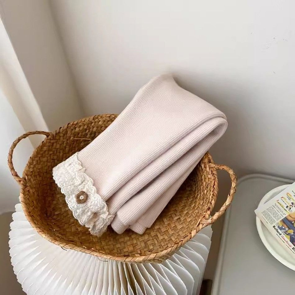 Girls Slim Fit Leggings Kids Cozy Fleece Lined Winter Pants with Decorative Lace Edging Children Outdoor Wear Clothing