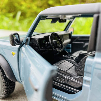 Maisto 1:24 Newly launch 2021 Ford Bronco Badlands alloy car model handicraft decoration collection toy tool gift die-casting
